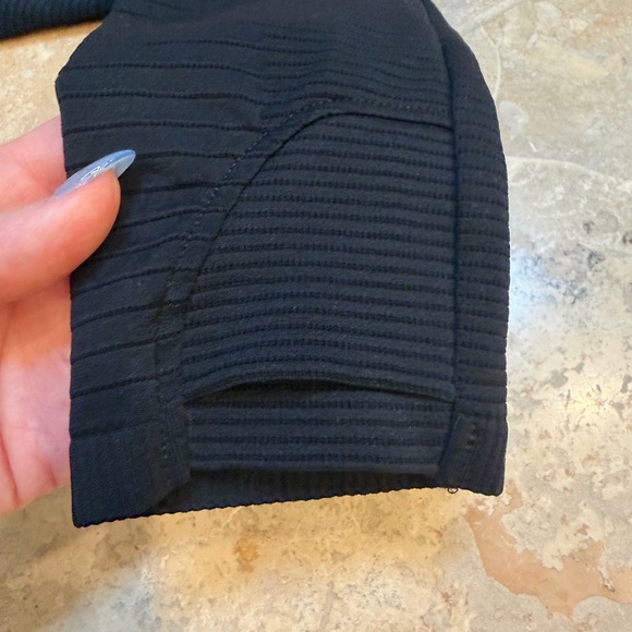 Athleta Flurry Blizzard Rib Black Turtleneck - Picture 4 of 4